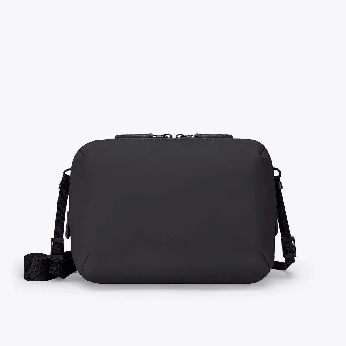 Ando Large Bag Provides easy access to all of your belongings with a comfortable fit