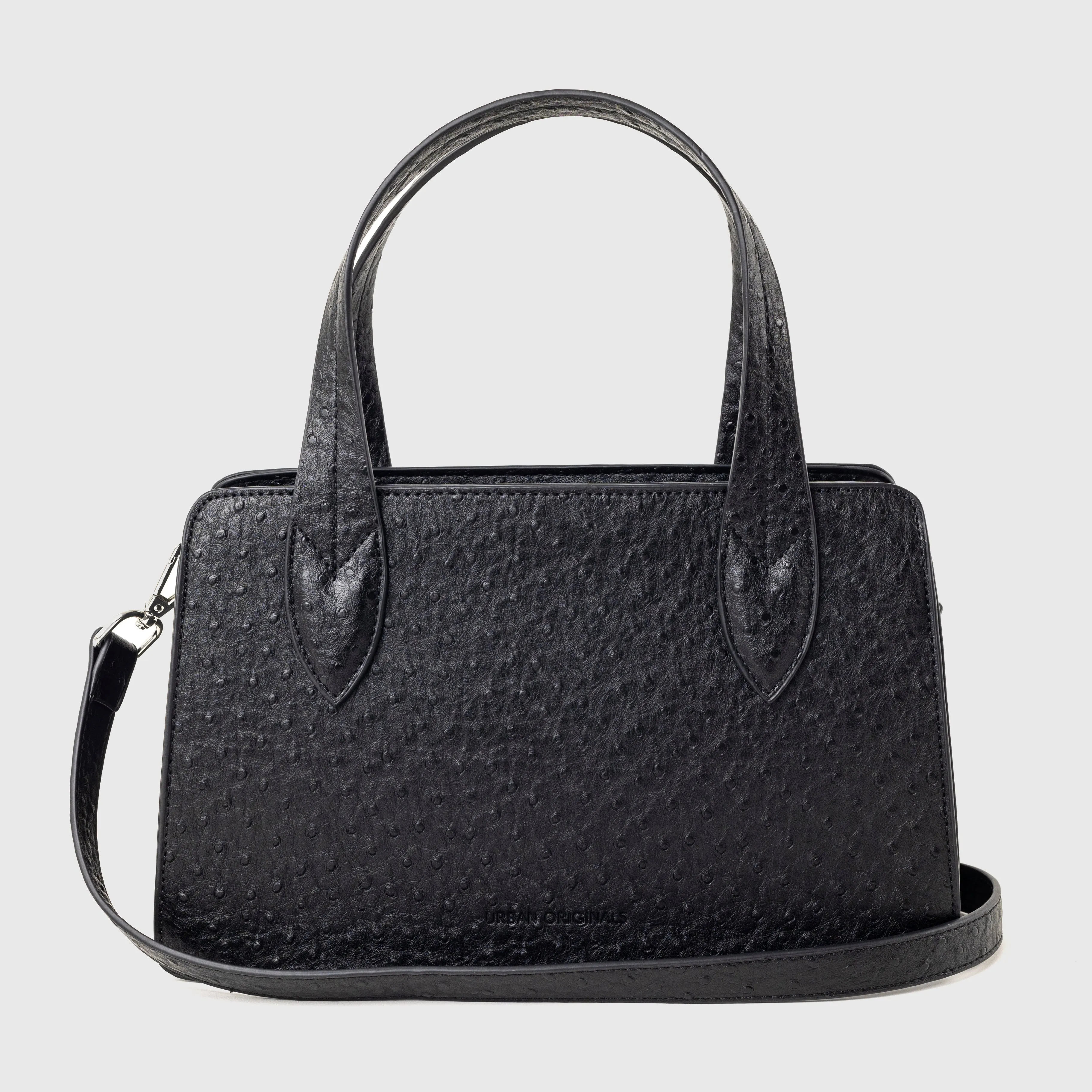 Clara Crossbody - Black Stylish Modern Outfit