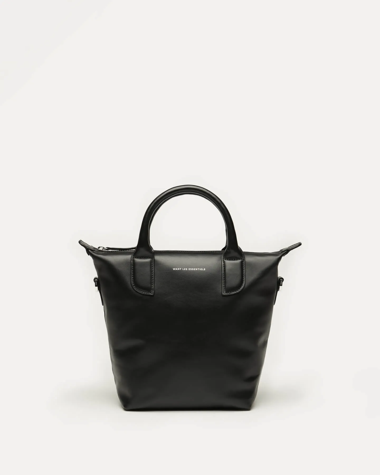 Daily Sophistication Weekend Wear Petit O'Hare Smooth Leather Tote