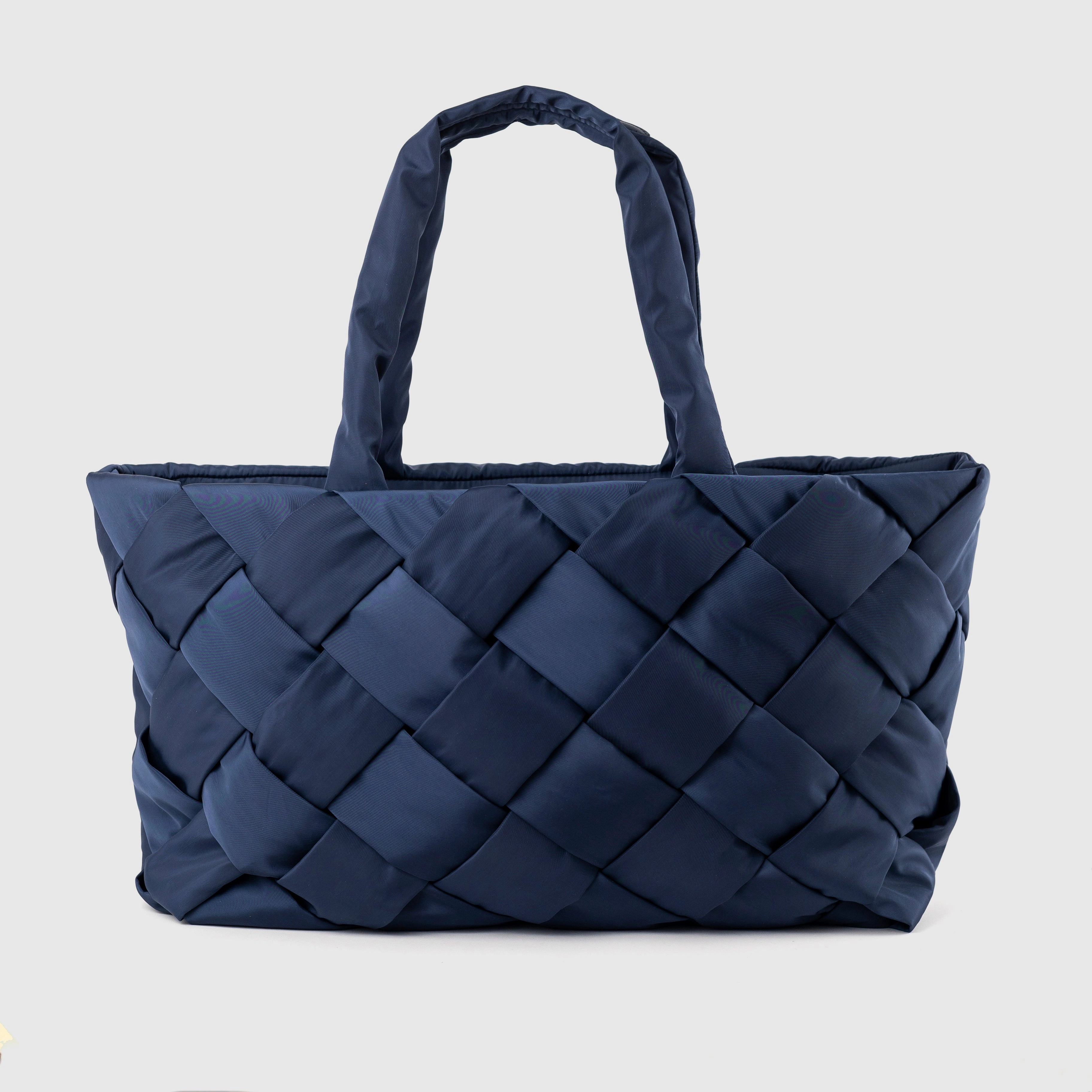 Holiday Essential - Navy Luxury Moment