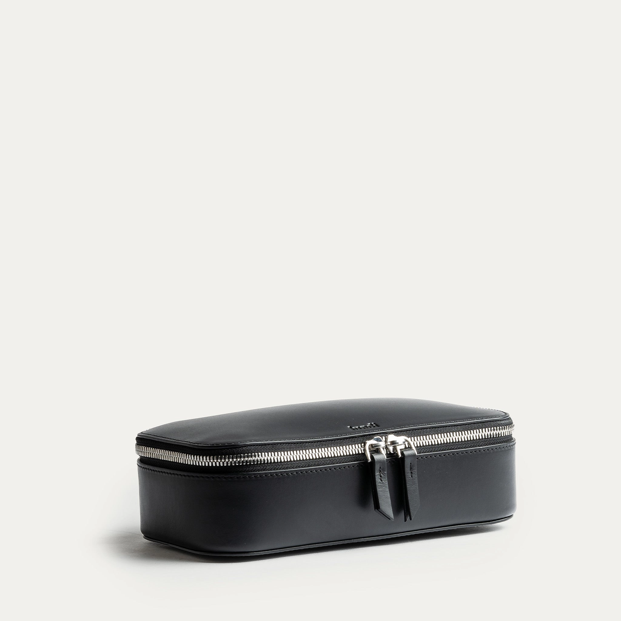 Trousse de toilette cuir ~ GINA II - NOIR Water Resistant