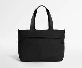 Featherlight Diaper Tote in Jet Black Organized Essentials