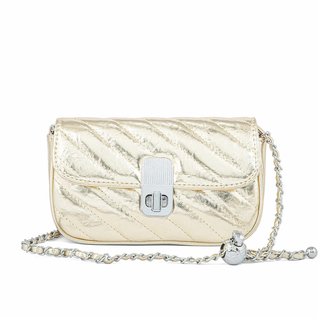 Golden Formal Clutch P24123 Large capacity bag Functional Detail