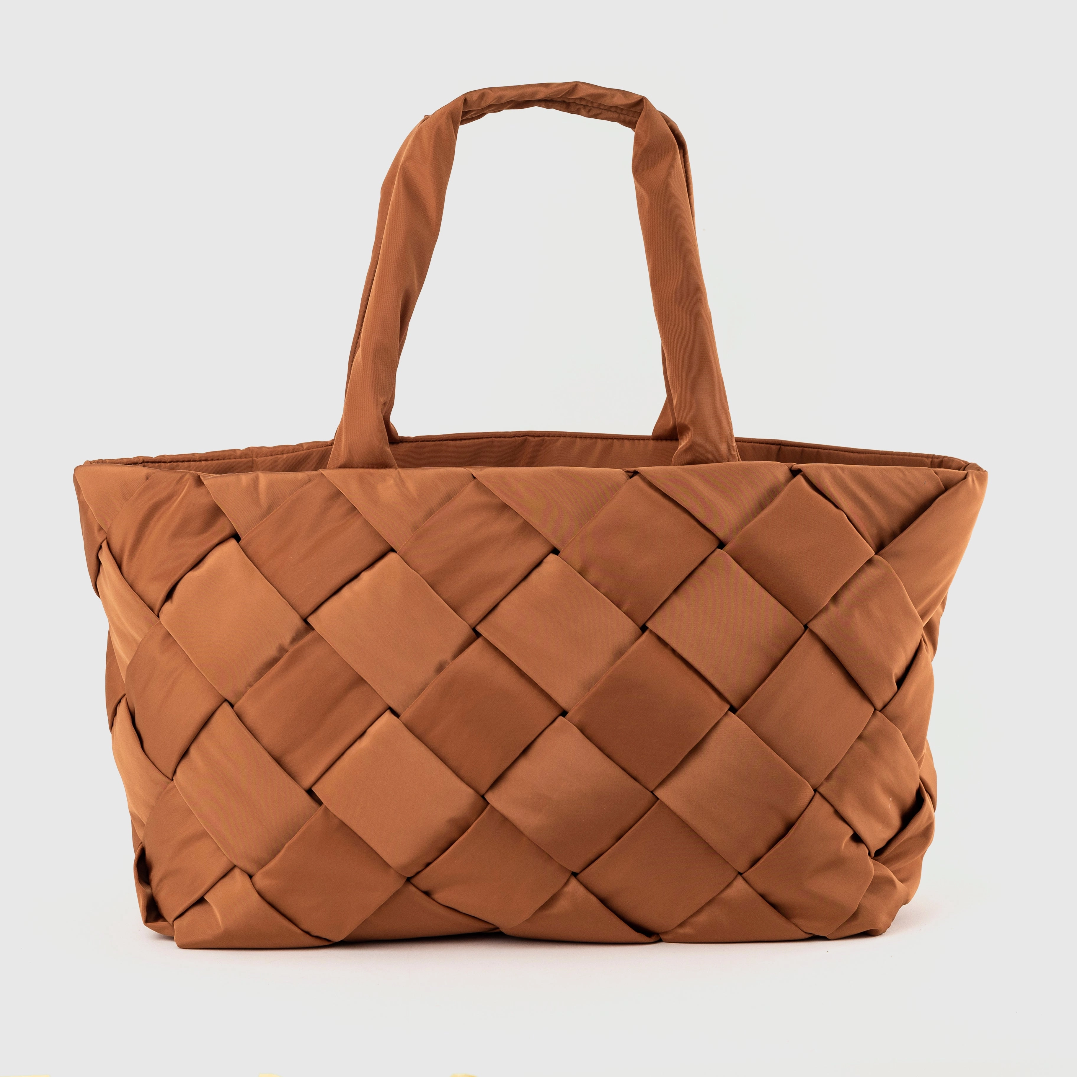 Holiday Essential - Tan Compact Use Practical Choice