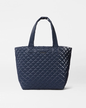 Adventure Lifestyle Ink Liquid Medium Metro Tote Deluxe