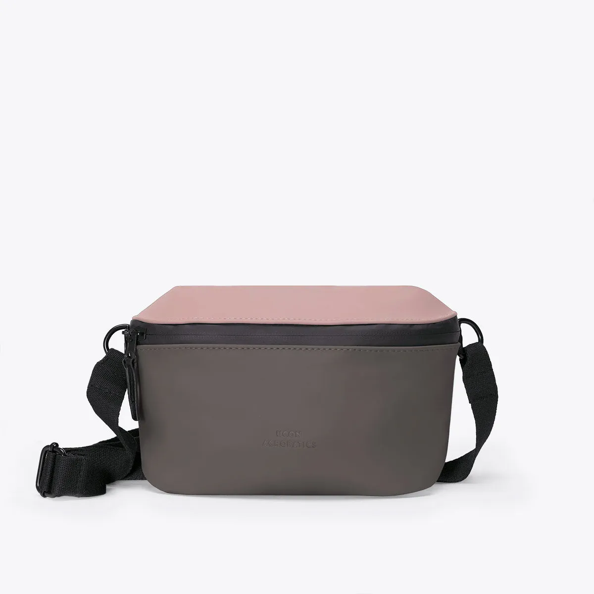 Jona Medium Bag Great for anyone who prefers hands-free convenience