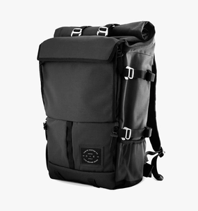 Smart Functionality Gear Life Behind Bars The Peloton - Asphalt