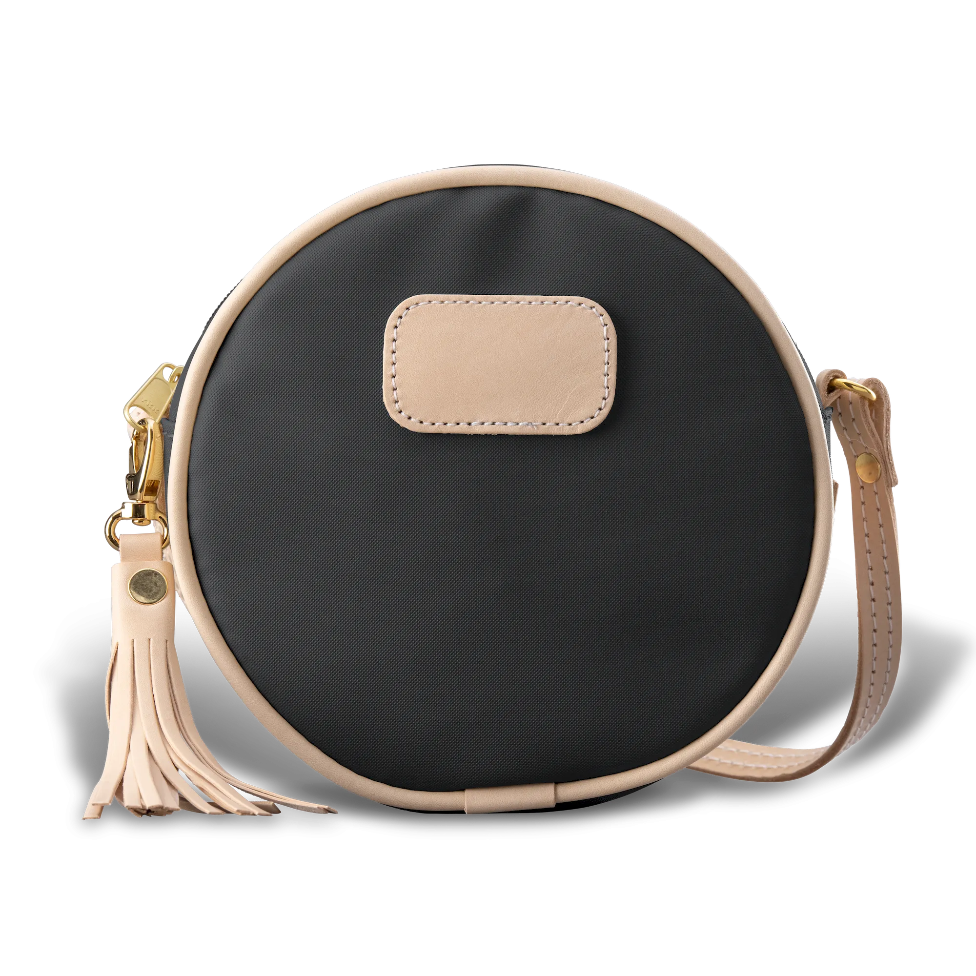 Luna Soft exterior material provides a comfortable carrying experience