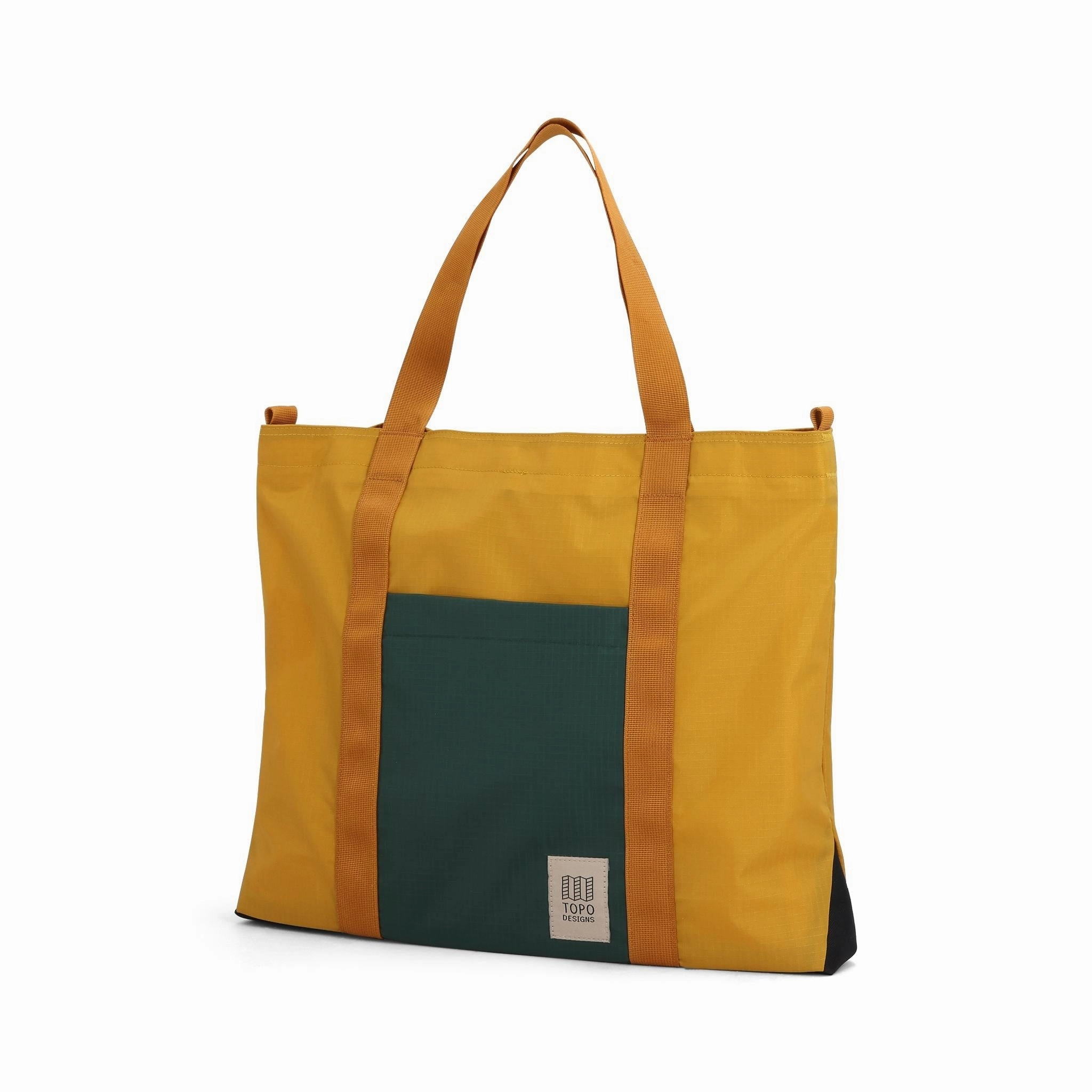 Soft-touch travel duffel Mountain Essential Tote
