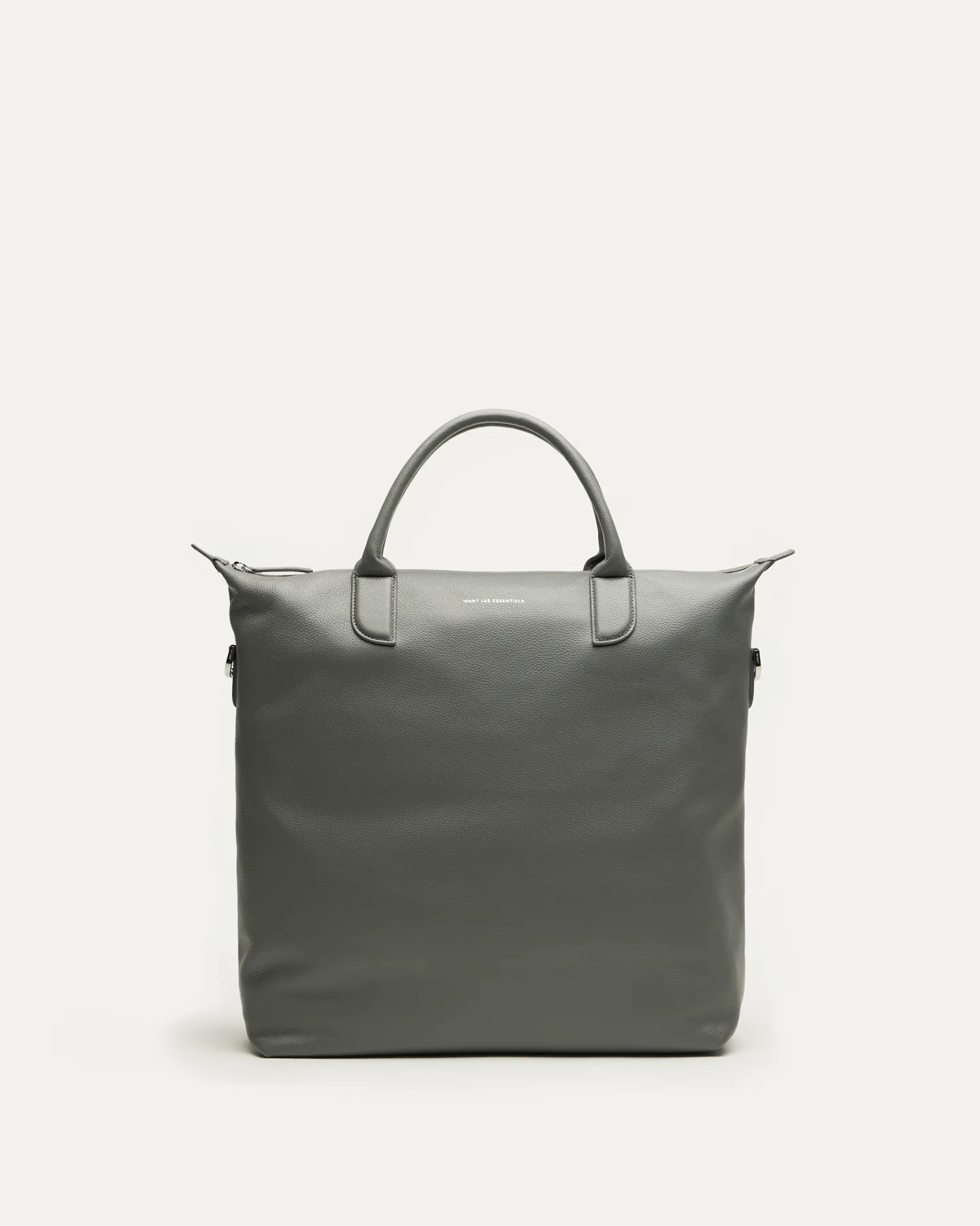 Comfort Travel Gear Sleek Form O'Hare Pebble-Grained Leather Tote