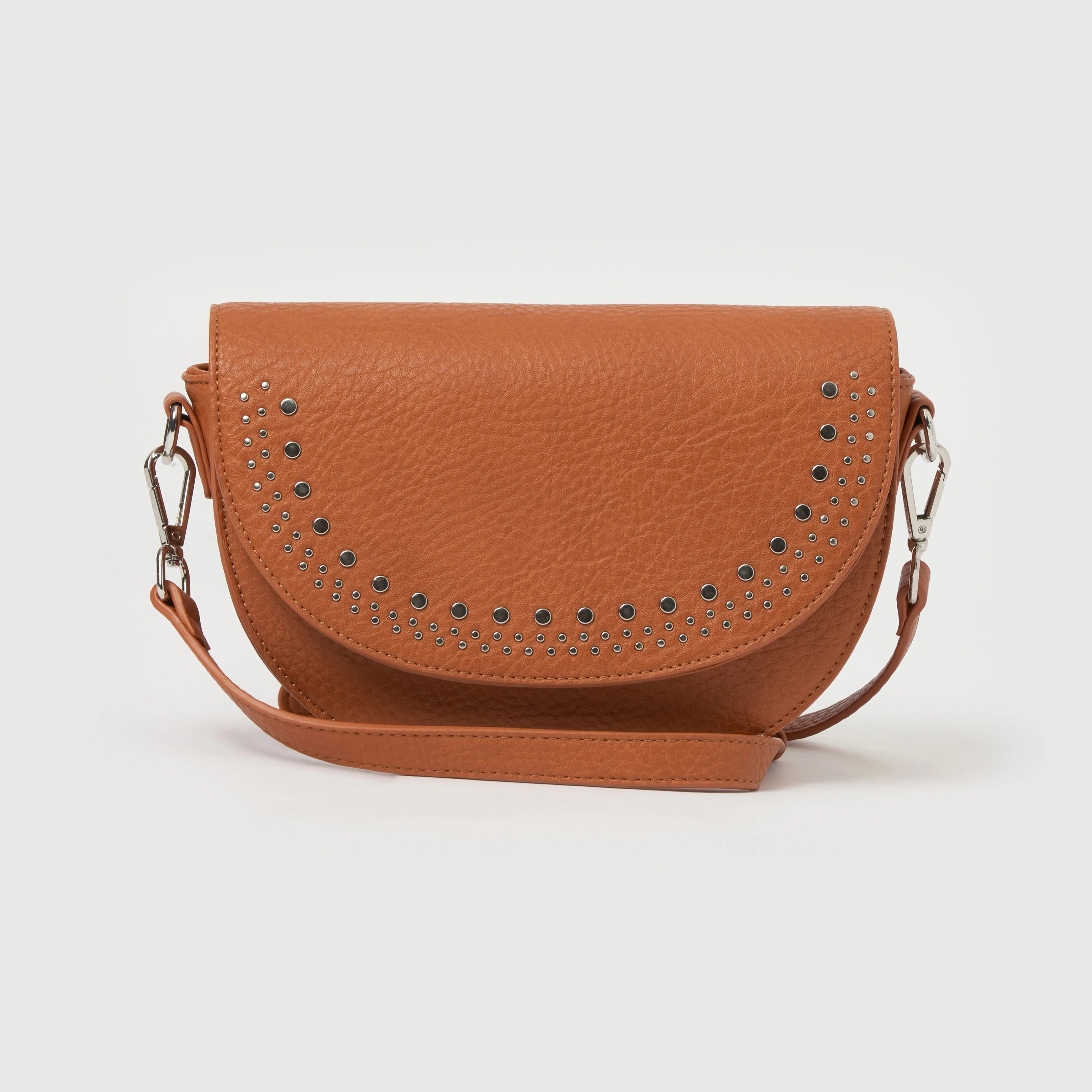 Rocket Crossbody - Tan Durable straps for comfortable wear over long periods A crossbody design that offers maximum comfort while you move