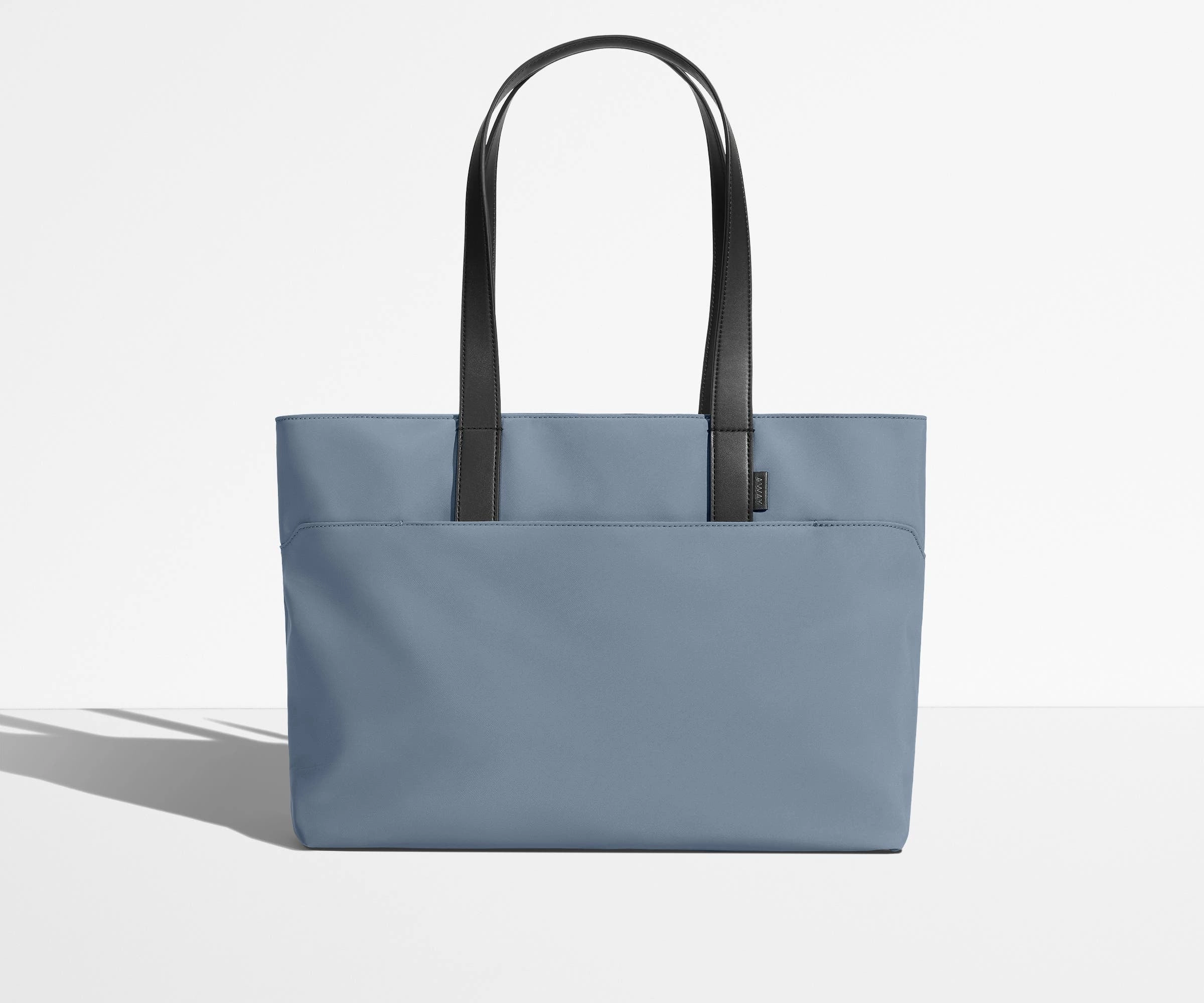 Outdoor journey Daily Carry Gear The Everywhere Tote in Coast Blue