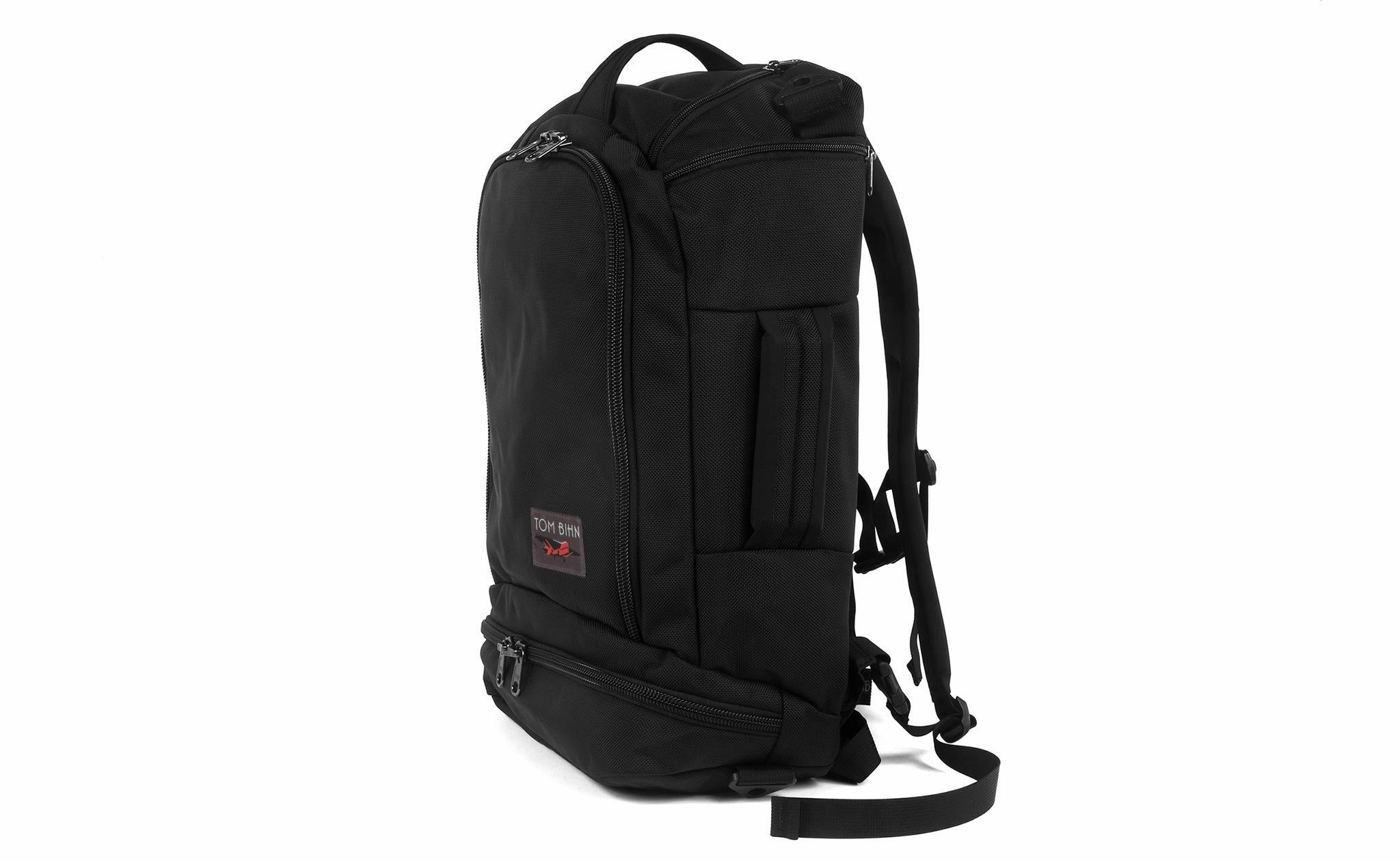 Techonaut 30 Adventure Durability Design Compact Shape