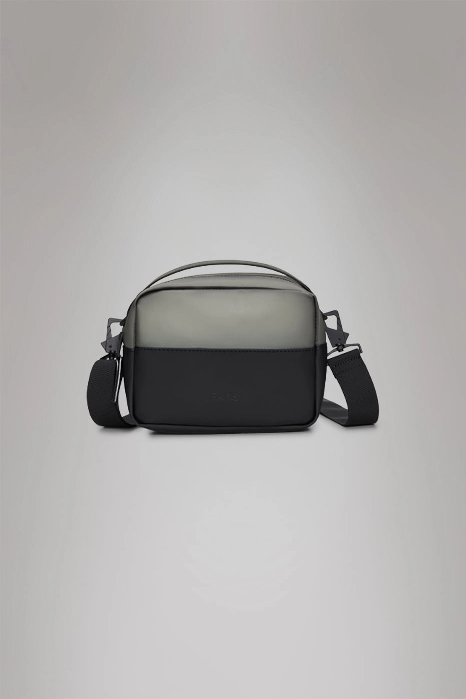 Split Box Bag Stylish Outfit Minimal Travel