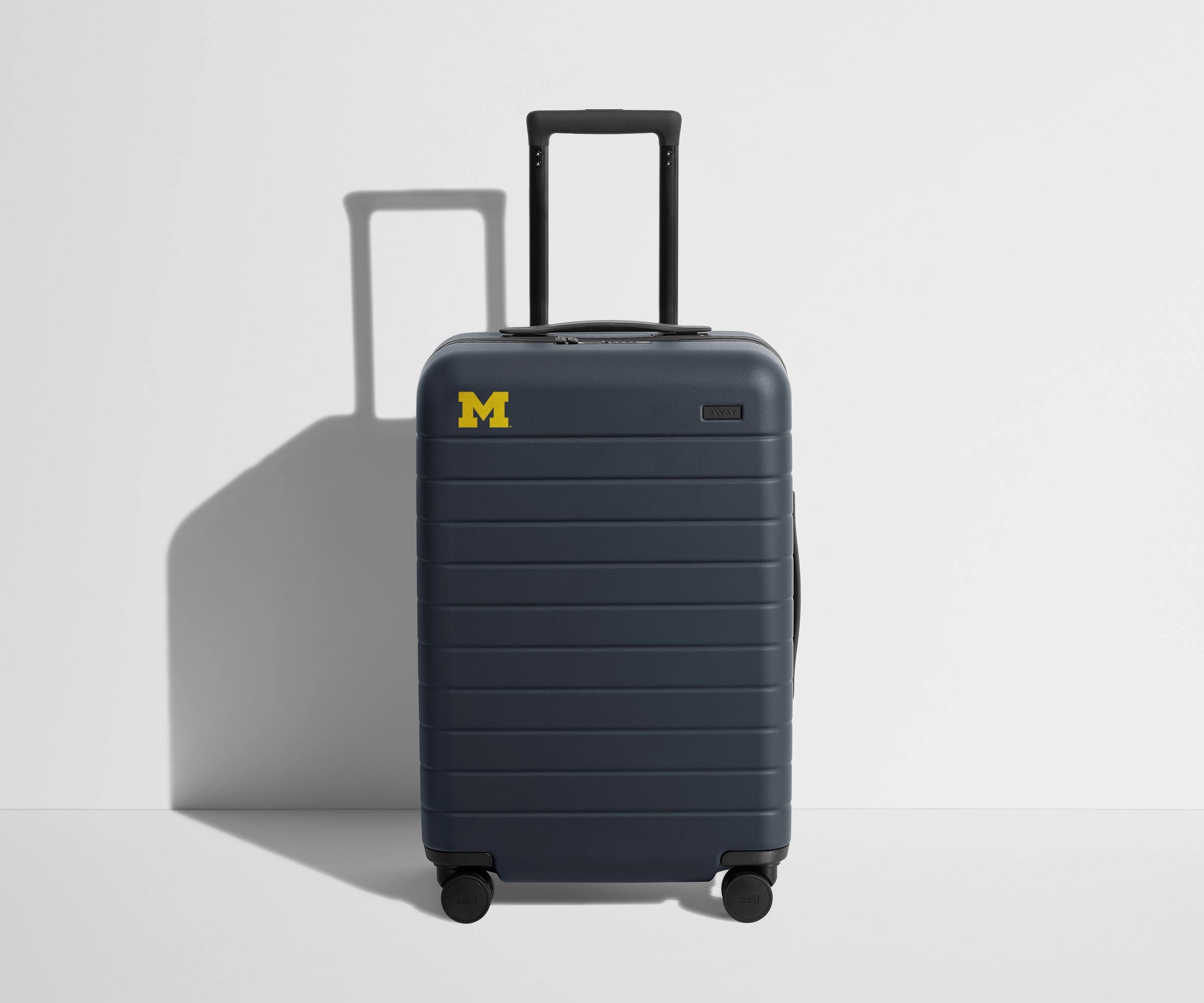 Modern Outfit Outdoor Comfort The Collegiate Bigger Carry-On in University of Michigan ?
