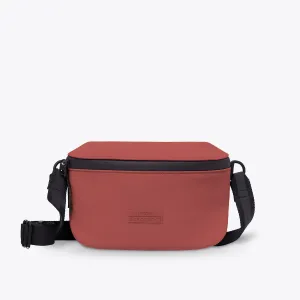 Jona Medium Bag Urban Functional Look