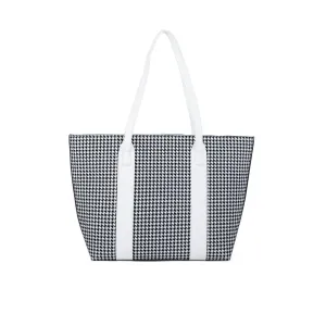 Day Tripper Fashion Accent White Formal Shoulder Bag P55657